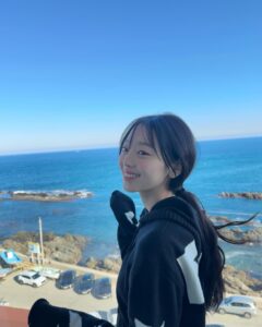Lee Soo-min Instagram - 🩵