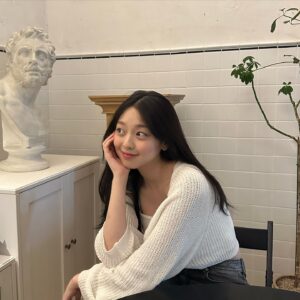 Lee Soo-min Thumbnail - 22.6K Likes - Most Liked Instagram Photos