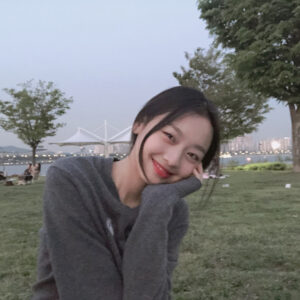 Lee Soo-min Thumbnail - 27K Likes - Most Liked Instagram Photos