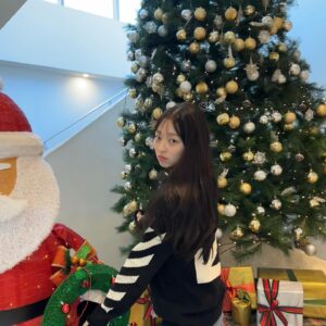 Lee Soo-min Thumbnail - 16.6K Likes - Most Liked Instagram Photos