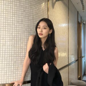 Lee Soo-min Thumbnail - 17.5K Likes - Most Liked Instagram Photos