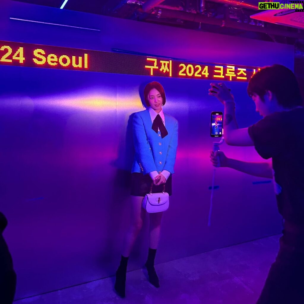 Lee Yeon-hee Instagram - 우리나라의 아름다운 경복궁에서 💙#guccicruise24#gucci#구찌