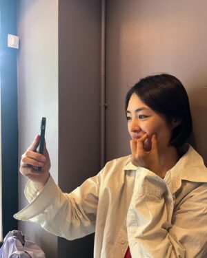 Lee Yeon-hee Instagram - 맛있는거와 함께 볼살로~~😱
