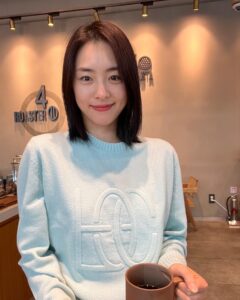 Lee Yeon-hee Instagram - 🤗오랜만