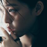 Lee Yeon Instagram - 💙🖤@cosmopolitankorea Feature Editor 천일홍 Photographer 김신애 Stylist 이필성 Hair 오지혜 Makeup 이준성 Assistant 박한나