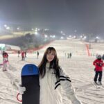 Lee Yoo-jin Instagram - 첫 보드☃️🏂🌟