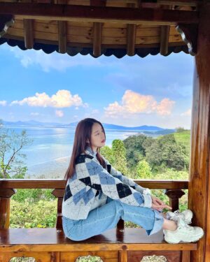 Lee Yoo-jin Instagram - ☀️☁️💖
초점을 잘 맞춰주세용..ㅎㅔㅎㅔ😋