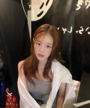 Lee Yoo-jin Instagram - 즐겁고 행복한 한가위 보내세용🙇‍♀️💓