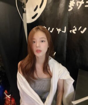 Lee Yoo-jin Instagram - 즐겁고 행복한 한가위 보내세용🙇‍♀️💓
