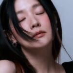 Lee Young-ae Instagram - ⠀ ⠀ Hair @ihee_hair Make-up @lmy2177 Stylist @pinkyamy0195