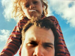 Leila George Instagram - Goofballs 4 lyf 😎 

Happy Fathers Day
@vincentdonofrio