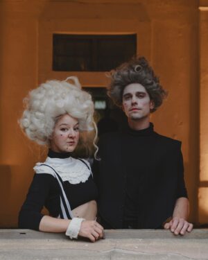 Léna Brauner Instagram - A je to! Děkuji vám všem za obří účast!
Mám radost. Teď budu postupně zpracovávat vše, co se stalo, odpočívat, spát a v dalších postech budu děkovat celé moji crew. Bylo to nezapomenutelné! Musím si začít vymýšlet nové sny a cíle, aby mi nezačaly docházet, když si je stále neúnavně plním. 

Za tyto fotky děkuji @fivefoldan