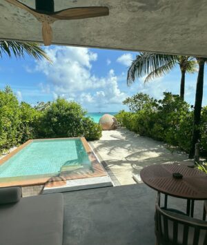 Lena Meckel Instagram - Die Almans im Urlaub 🌴🍹 Letztes Bild neues Profilbild? 
Danke für die kleine Auszeit im Paradies @kudavillingiliresort / @segara 🙏🏽 Anzeige
