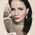 Lena Philipsson Instagram - Ja, då var det fredag igen och jag vill önska alla mina fina följare/vänner en riktigt trevlig helg! #AI-inprogress #photomanipulating #fun