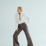 Leslie Bibb Instagram - anthem...i will take all of it @keeyuon and thank you anthem for including me ...xolb https://anthemmagazine.com/funny-girl-leslie-bibb/ writer @keeyoun photography @thealexandraarnold styling @andrewgelwicks hair @benskervin makeup @rebeccarestrepo