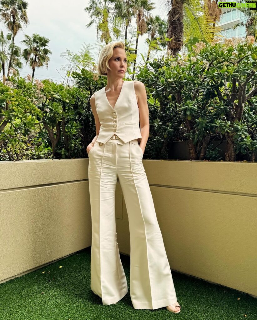 Leslie Bibb Instagram - well suited... for a day of press for #palmroyale tap for credits...