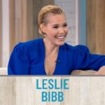 Leslie Bibb Instagram - Pleased to squeeze you! 🤣 When “About My Father” star Leslie Bibb likes you - like really likes you - you’re gonna KNOW it! #sherri #sherrishowtv #sherrishepherd #fun #joy #laughter #daytimetv #talkshow #lesliebibb #aboutmyfather #aboutmyfathermovie