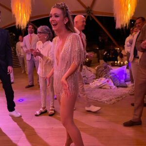 Leslie Grossman Instagram - Billie and Austen got married and it was perfect ✨❤️