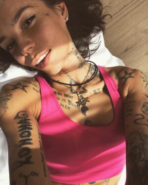 Lesya Fuck Instagram - на солнечном микродозинге 🧟‍♂️