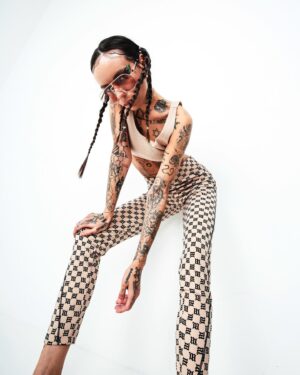 Lesya Fuck Instagram - Tryna catch me, tryna snatch me
Fly fashion, say I'm fashion
Higher fashion, I'm on acid
I move like I'm on acid, grind I'm higher fashion 🥩🥩🥩