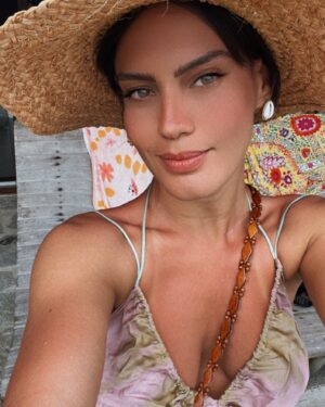Letícia Lima Instagram - ✨🥂Feliz Ano!