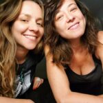 Letícia Tomazella Instagram - A gente é uma dupla e tanto! Uma dupla de peito, eu diria. Te amo @leticiacannavale ❤️