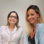 Letícia Tomazella Instagram - De hoje... posando de gatcheenha depois de ser tão bem cuidada pela minha musa maravilhosa @neidebittencourtestetica (a melhor do mundo) e os deuses dos cabelos @vitrini_oficial ❤️