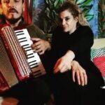 Leticia Brédice Instagram - Vasco loli está vida Los adopto. Son los ensayos del placer.son amigos para soempre Son tan lindos . Talento amor Gracias. Voy hacer todo para que seamos más felices. Que volemos al cantar. Luz