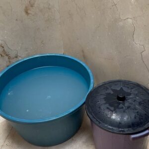 Leticia Calderón Instagram - Porfavor!!! Tomemos conciencia. No hay agua. La poca que hay debemos cuidarla.