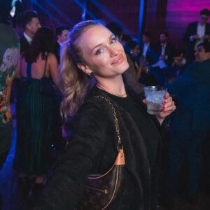 Leven Rambin Instagram - 🕺 🕺