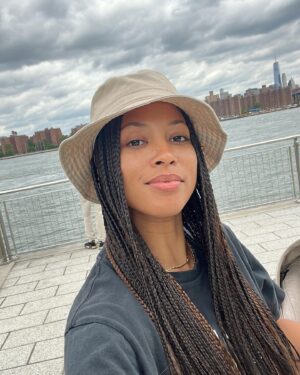 Lex Scott Davis Instagram - Life Lately🔮
1. The sweetest day with my family. We took a walk along the water in Domino Park. 
2. Texted my cousin @mysonraja , sad I forgot to grab Nacho Cheese seeds before I left Baltimore & happened to find them by accident in a bodega and was over the MOON🤗 (this flavor isn’t sold everywhere, ifykyk)
3. Saw a play titled “Triple Threat” written & performed by @jamestlane and it was a 10/10!!! I went into it not knowing a thing and left better than I came. If you’re in NYC please do yourself a favor and see this incredible performance. Thank you for this🙏🏽 
4. My boy likes a good “choo choo train” ride. Tried to teach him it’s called a subway but he’ll get it at some point. 
5. Ferry ride from BK to Manhattan. Only $4 and somehow I’m just discovering it after practically going to NY my entire life. Super late. But super clutch. 
6. We just left the “Perfect Find” Netflix premiere starring our good friends @keithpowers & @appleofhisai and was feelin some type of way😉 
7. Witnessed HISTORY: Martin Scorsese helped Eric Adams present Robert De Niro the key to the city like wtffff🤯
8. Made DIY slime at @sloomooinstitute in Soho!
9. Celebrated the youngest man on earth, my dad @waynesdavis birthday in his private club/lounge he built himself because he makes dreams come true😂🙌🏾
10. Self explanatory. Coughed & choked my way through it all 🫠👍🏽 but we GOOD!