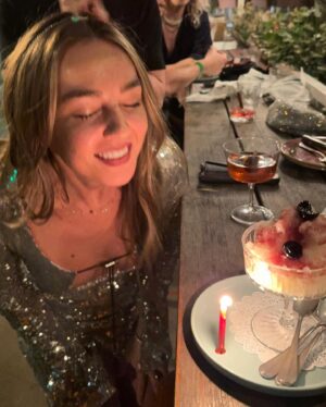 Lexi Ainsworth Instagram - Belated 🪩