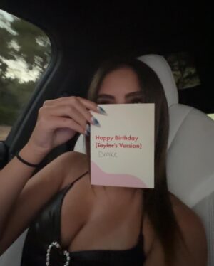 Lexy Kolker Instagram - leo szn😈
