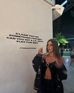 Lexy Kolker Instagram - his loss 🤑