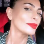 Leyla Bilginel Instagram - Canlar uzun zamandır makyaj yapmayan ben arada sırada bir kaç dokunuş yapıyorum. Nedir düşünceleriniz merak ediyorum. Tamamen doğal mı? Yoksa böyle biraz dişi dişi mi? Olmalı.! 🤔😋