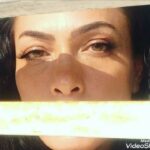 Leyla Bilginel Instagram - Can arzum ağzına yüreğine sağlık! Allahım bana bir can vermiş! Bu dünyaya bir bedende göndermiş. Hayatı biz insanlara verdiği tüm güzelliklere dokunup ve her güzelliğin detayınında olmak istediğim kadar. Bu dünyaya ne yapmak İçin geldiğimin gerçeğini de asla es geçecek bir ruh değilim! Ben kimim ne için bu yaşamın içindeyim! Bu soruyu ya sizler hiç kendinize soruyor musunuz canlar... unutmayın bu hayat sadece ye iç gez zevki sefayı sür İçin var olmuş olamaz! Bu yalan dünyada siz neyin içindesiniz... bunca çirkinliğe para İçin şan şöhret için hizmet edenlerden mi ? Yoksa Allah’ın sevgisinden ne olursa olsun vazgeçmeyenlerden misiniz!