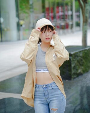 Li Chun Cho Instagram - -
提前先說端午節快樂🍃
因為我想吃粽子了
所以 台北有推薦的中部粽嗎🤣

🧢🧥/ @mlbkorea_taiwan