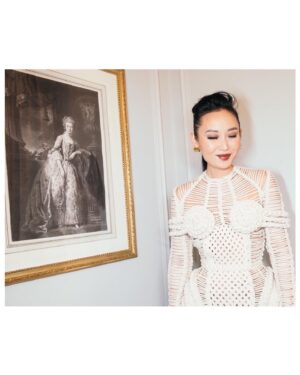 Li Jun Li Instagram - Last but certainly not least, our premiere in Paris two weeks ago at the beautiful @legrandrex . 🥂🍾 What a welcome! Thank you, #Paris, thank you, #Balmain for this epic dress, thank you to the team that put my jet lagged self together and the everyone who made this magnificent evening happen. 💙🤍❤️

Stylist | @highheelprncess 
Dress   Jewelry | @balmain 
Makeup | @aureliepayenmakeup 
Hair | @jillianhalouska 
Shoes | @stuartweitzman 

@personapr | @jadejacquelyn 
@babylonmovie | #babylonmovie