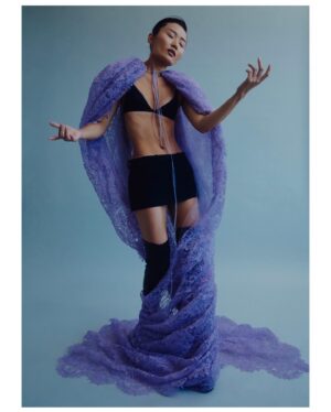 Li Jun Li Instagram - Schön! Part Deux | 💜♠️🤍

photography |  @eriktanner 
fashion |  @nicolaseftaxias 
hair |  @xaviervelasquez 
make up |  @clarissalunanyc 
interview |  @antoniaknzl 

@schonmagazine 
@personapr
