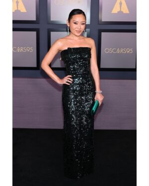 Li Jun Li Instagram - 🪲🖤🦚 
#GovernorsAwards
@highheelprncess
@prada 
@lorraineschwartz 
@rokaelbeauty
@kattthompson
@personapr