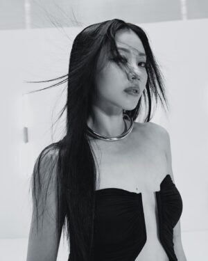 Li Sum Ling Instagram - .
My first solo 《 SPYLING 》🥷🏼
I am so grateful for everything 🌸

Big big thanks to everyone who make it happened 🙇🏿🙇🏿sun fu sai💕🫂 special credit is coming~

MV tonight 8pm 
stay tuned 🥷🏼

📸by @karlsontsang