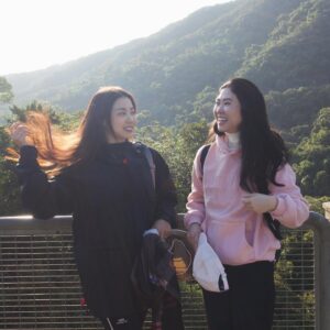 Li Sum Ling Instagram - .
🐲🐉 🇭🇰💦
新年行大運