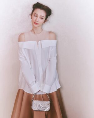 Li Bingbing Instagram - Minimal but unlimited. 
@maisonvalentino @wmagchina 
#UnboxingValentino