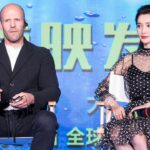 Li Bingbing Instagram - @jasonstatham You have the nicest teeth in the World! 😆The Meg premiere with @jasonstatham in Beijing #themeg @megmovie #beijing #jasonstatham #libingbing