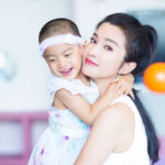 Li Bingbing Instagram - Rainy day has never be a problem for me and my nephews!😜🍭🥁🎡🎈
