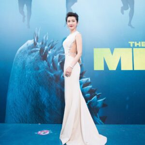 Li Bingbing Instagram - Attending The Meg premiere in Los Angeles, so exciting to see The Meg in theater on August 10th. #themeg #libingbing @megmovie