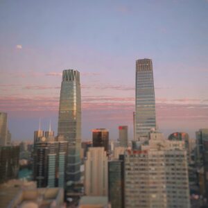 Li Bingbing Instagram - 不是火烧云嘛，原来还是粉烧云🤔