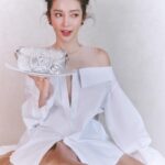 Li Bingbing Instagram - Minimal but unlimited. @maisonvalentino @wmagchina #UnboxingValentino