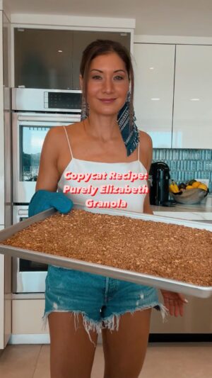 Liberté Chan Instagram - RECIPE ⬇️ 

Copycat Purely Elizabeth Granola

Chia egg (1 tbsp chia seeds   2 tbsp water)
1/3 cup coconut oil
1/4 cup monkfruit sweetener 
1/4 cup maple syrup
1 tsp vanilla
2 cups gluten free oats
1/2 cup uncooked quinoa
1/4 cup flaxseed
1/4 cup raw sunflower seeds
3 tbsp chia seeds
Lots of cinnamon

Method:
- Make chia egg and set aside (1 tbsp chia seeds   2 tbsp water)
- Combine oats and quinoa in a large bowl. Blend 1/2 of the mixture until it turns into flour. Pour back in the bowl. 
- Add coconut oil, monkfruit sweetener (or coconut sugar), maple syrup, and vanilla extract into the bowl and stir. 
- Add chia seeds, flaxseeds, sunflower seeds, and chia egg and mix. 
- Spread mixture on a large baking tray and flatten so it cooks evenly. 
- Bake at 300°F for 30-40 minutes
- Cool before breaking it into large clusters. 
- Enjoy!

#copycatrecipe #purelyelizabeth #purelyelizabeth #vegangranola #homemadegranola