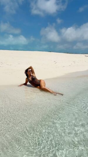 Liberté Chan Instagram - And just like that, another trip around the sun🥳

Everyday feels like my birthday when I’m with you @luismstrohmeier 

What a year of ups and downs and everything in between. Excited for this next chapter of life ❤️

#itsmybirthday🎉 #turksandcaicosislands #sandbar #oceanday #mrandmrs #travelcreator #travellinggirl